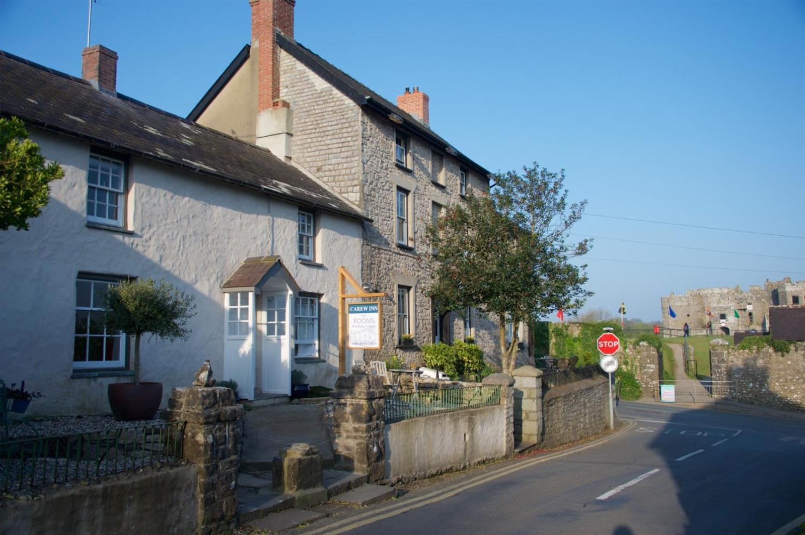 Carew Inn ภายนอก รูปภาพ